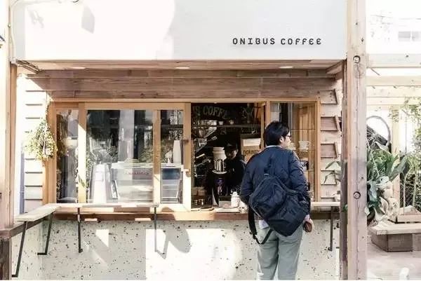開咖啡館全攻略：從資金規劃到證照申請的詳細步驟指南