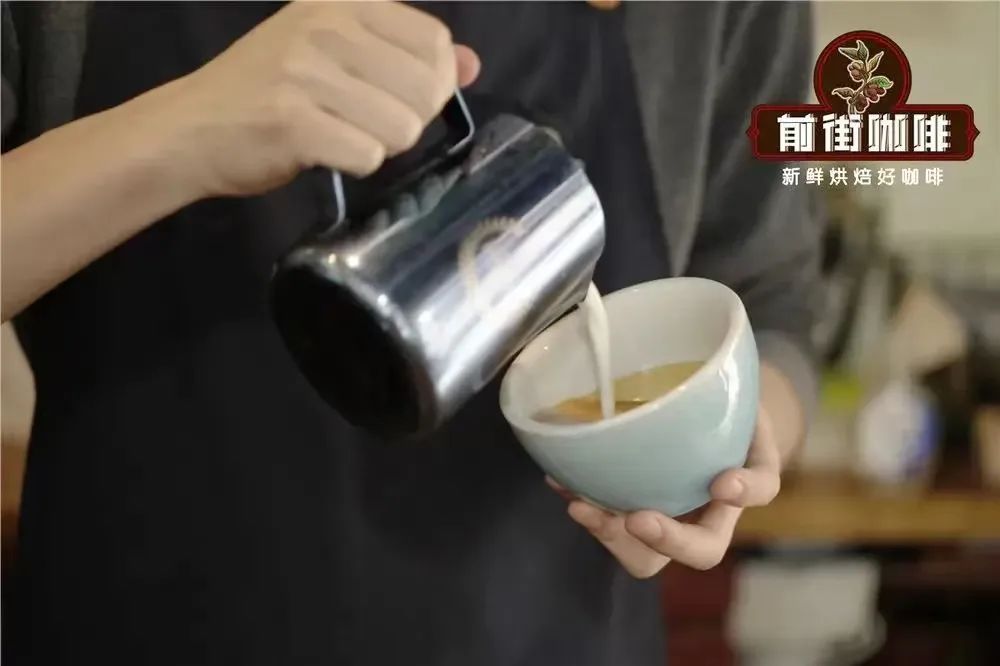 拿鐵拉花技巧與牛奶搭配全攻略：從液麵潔淨到圖案成形