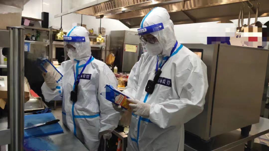 上海網紅咖啡廳爆食安問題！原料過期、衛生惡劣，你常去的店安全嗎？