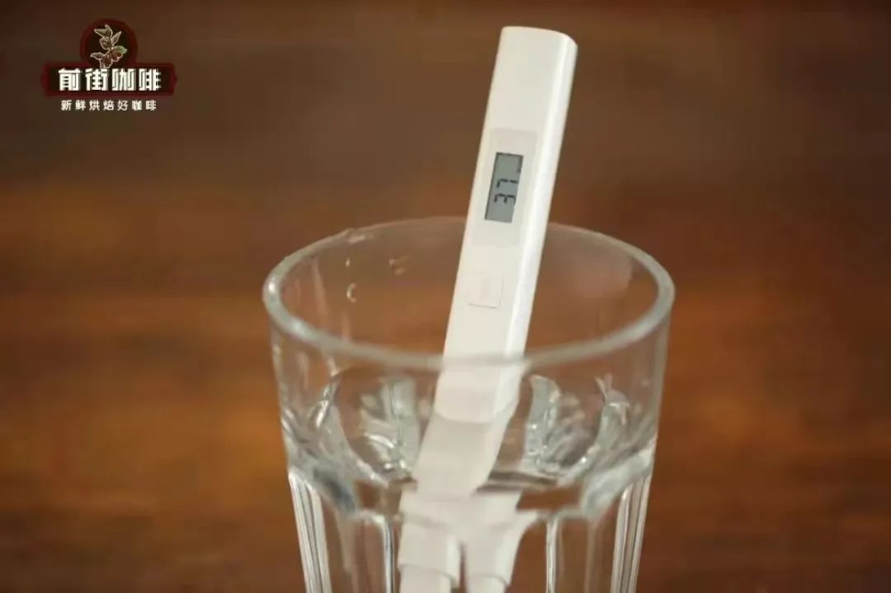 手沖咖啡水質全攻略：TDS硬度酸鹼度與適合水源解析