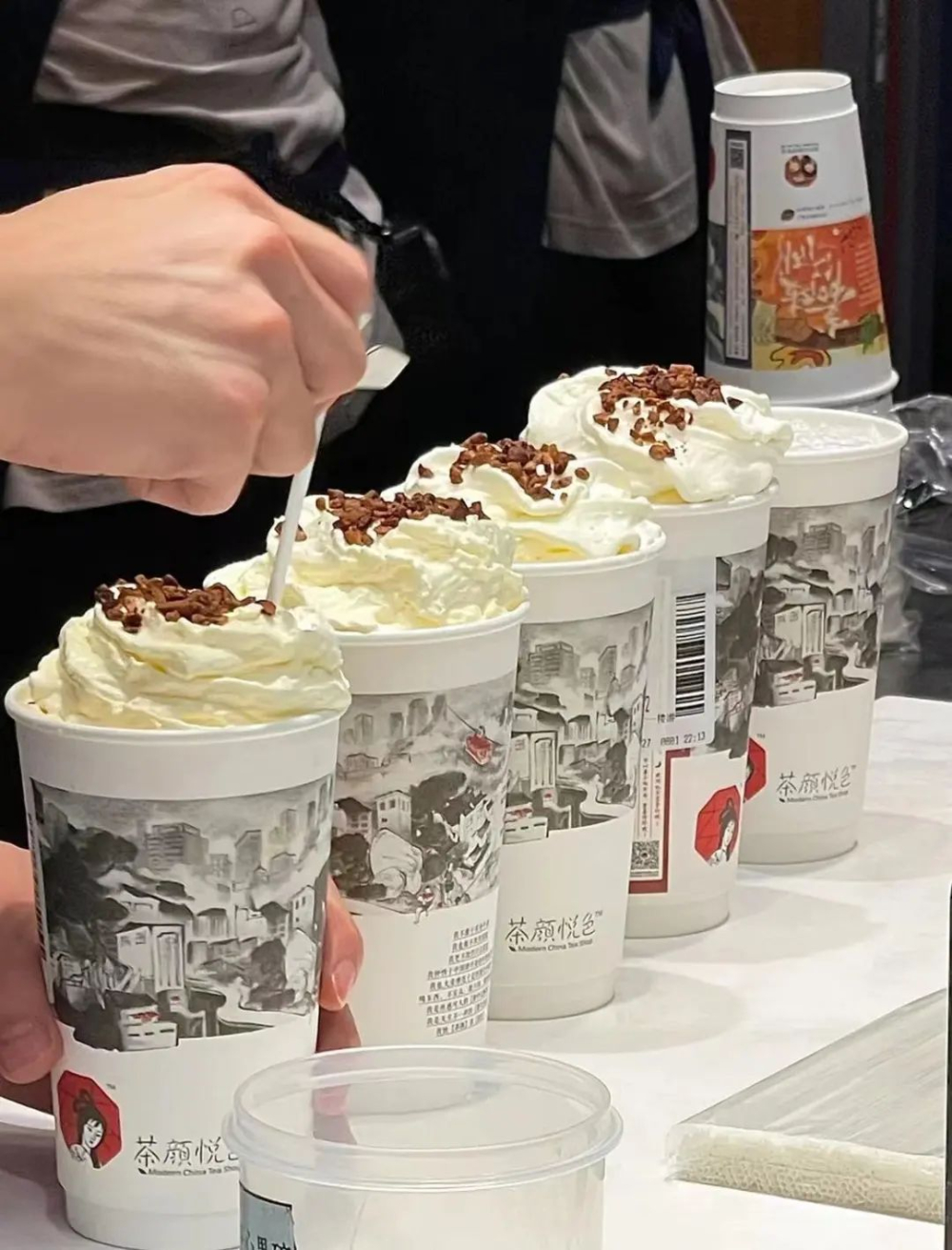茶顏悅色擴張困局解析：從長沙密集開店到南京首店挑戰