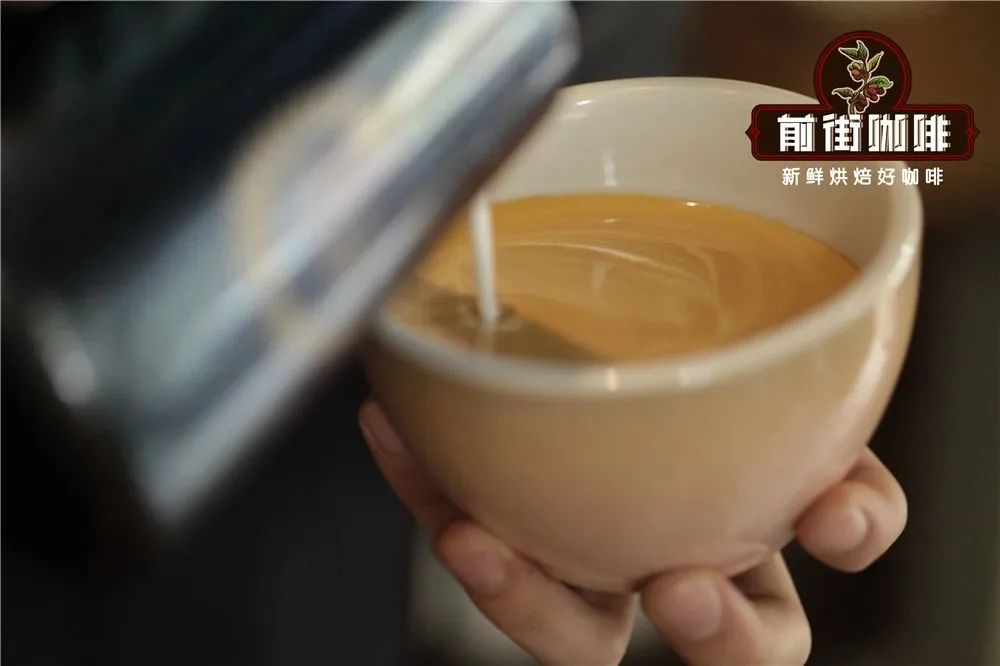 咖啡拉花液麵髒亂怎改善？從融合技巧到完整拉花步驟解析