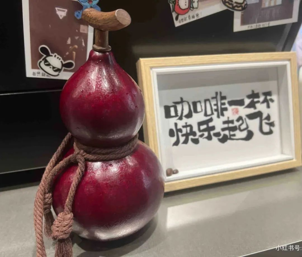 Manner門店破千！自帶杯創意大賞：從老茶缸到瓦罐湯的咖啡趣聞