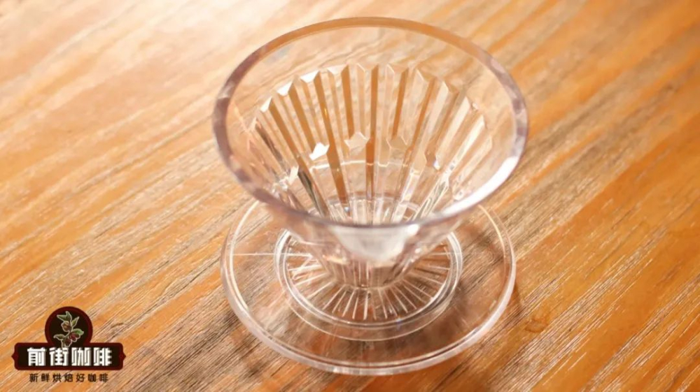 冰瞳濾杯 vs V60手沖實測：濾杯設計如何改變瑰夏風味表現