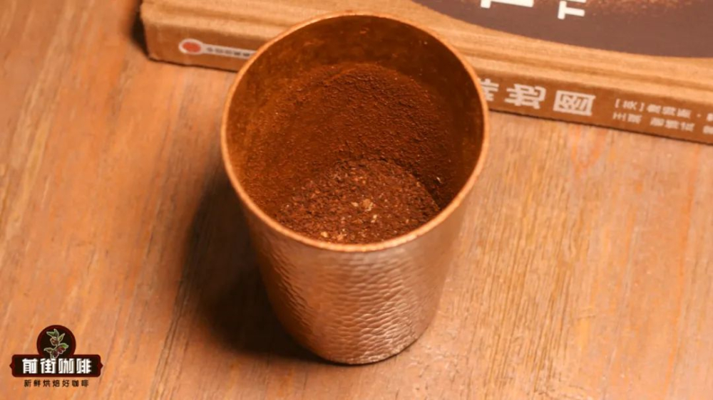 咖啡研磨飛粉粘粉怎麼解？靜電與油脂成因及5招實用對策
