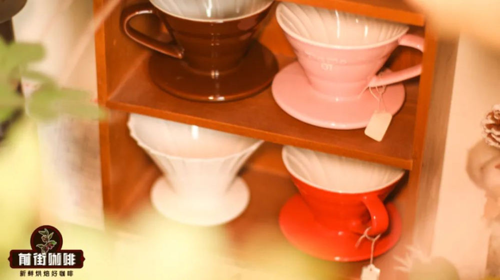 冰瞳濾杯 vs V60手沖實測：濾杯設計如何改變瑰夏風味表現