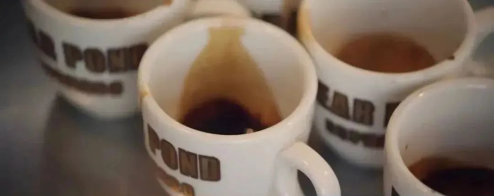 熱Dirty咖啡製作揭秘:分層技巧與熱飲嘗試全解析