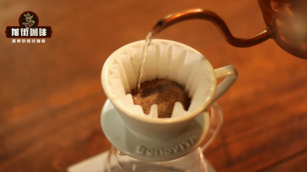 平底濾杯爲何被稱新手友好？蛋糕濾杯結構解析與適配衝煮方式全解