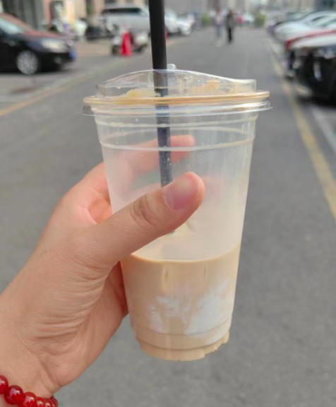 自備杯優惠實用嗎?解析咖啡客堅持用一次性杯的5大原因