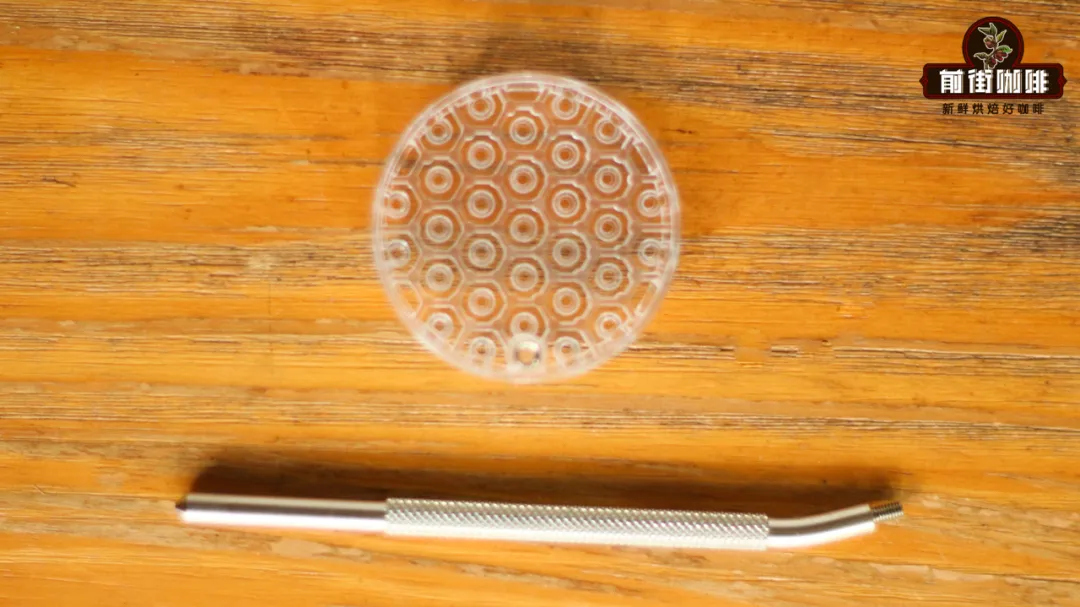 手衝咖啡花灑滴濾器使用全攻略：水流控制與攪拌技巧解析