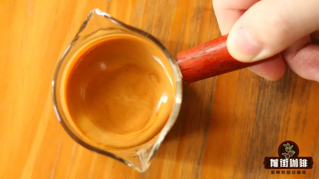 Espresso油脂結塊原因解析與改善技巧：從萃取到保存全攻略