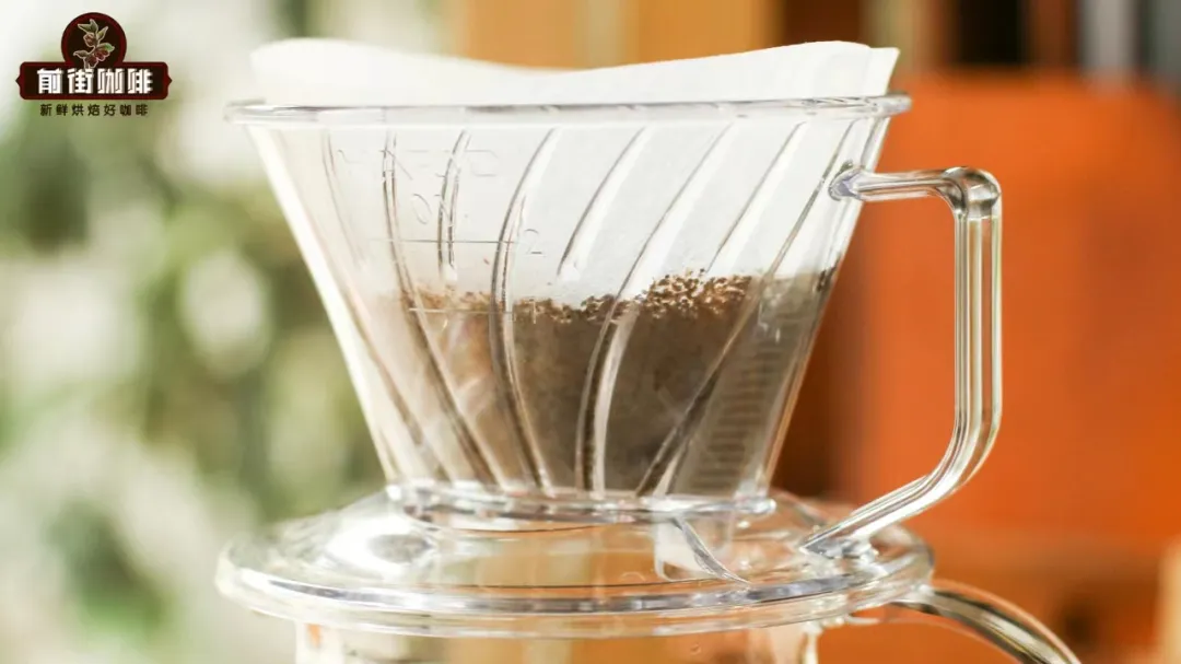 V60濾杯01與02怎麼選？粉量對萃取出風味的關鍵影響