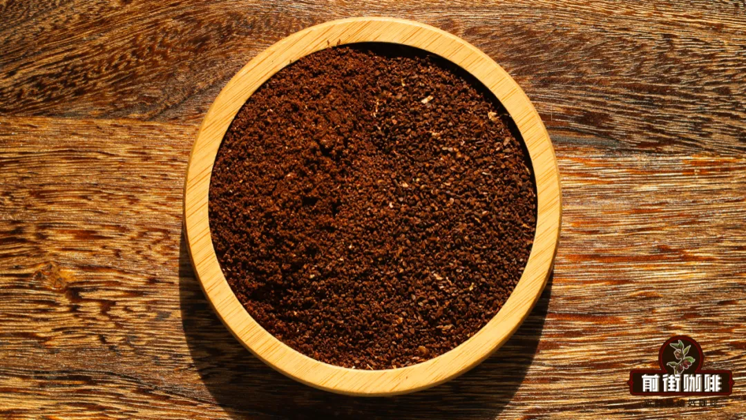 手沖咖啡濾杯拍粉易堵塞？破解細粉下沉與過萃風味的真相