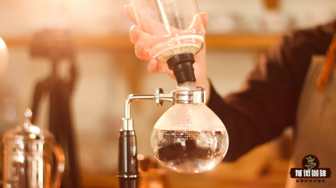 虹吸式咖啡製作全攻略：從入門到精進的詳細步驟與技巧