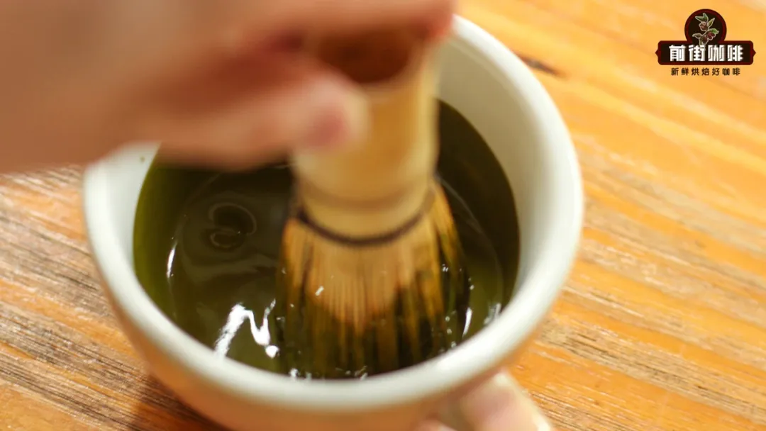 抹茶茶筅打咖啡教學：手沖咖啡新玩法與泡沫風味體驗