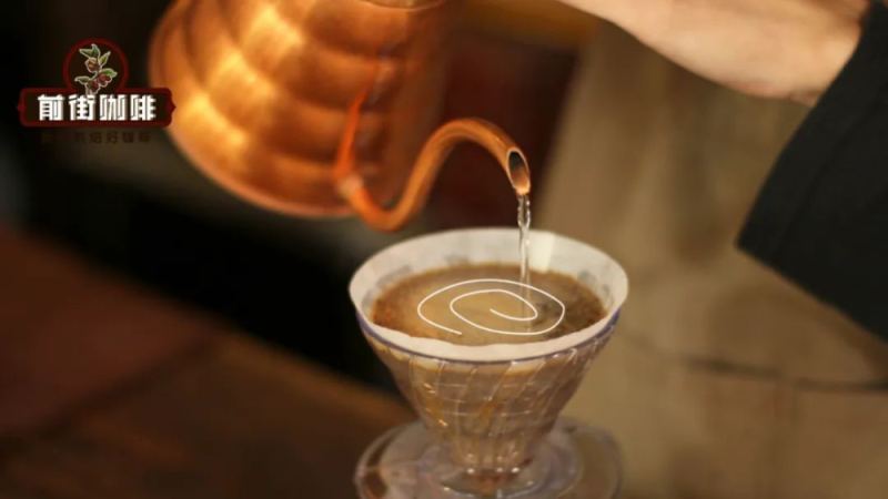 V60濾杯逆時針注水可行嗎？錐形濾杯螺旋肋骨對衝煮方向的影響解析