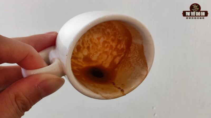 濃縮咖啡杯底黑渣正常嗎？解析細粉穿透與虎斑油脂成因