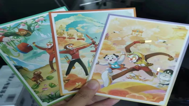 瑞幸聯名《大鬧天宮》周邊遇冷？燙金明信片性價比與銷量分析