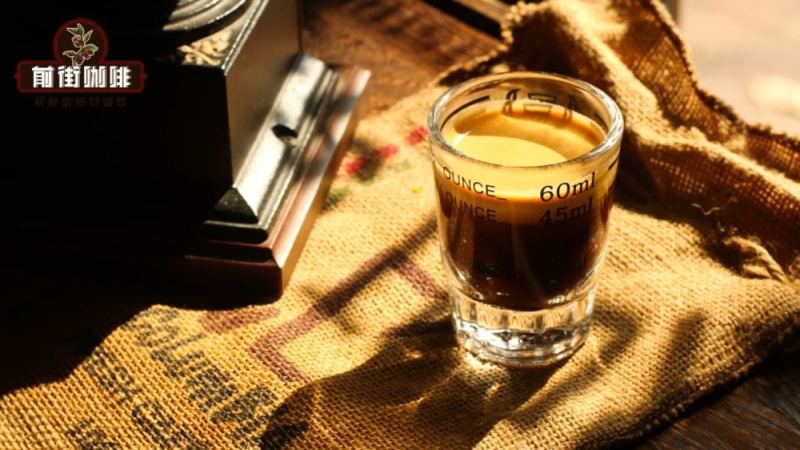 意式濃縮咖啡正確萃取方式｜意式咖啡適合什麼人喝？製作espresso意式咖啡的注意事項有哪些？