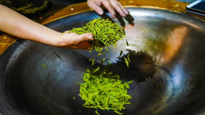 小種紅茶製作全攻略：從萎凋到燻焙的關鍵工藝解析