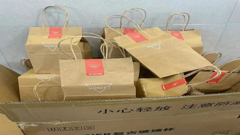 Manner復古玻璃杯乏人問津？咖啡買贈策略失效的5大原因解析