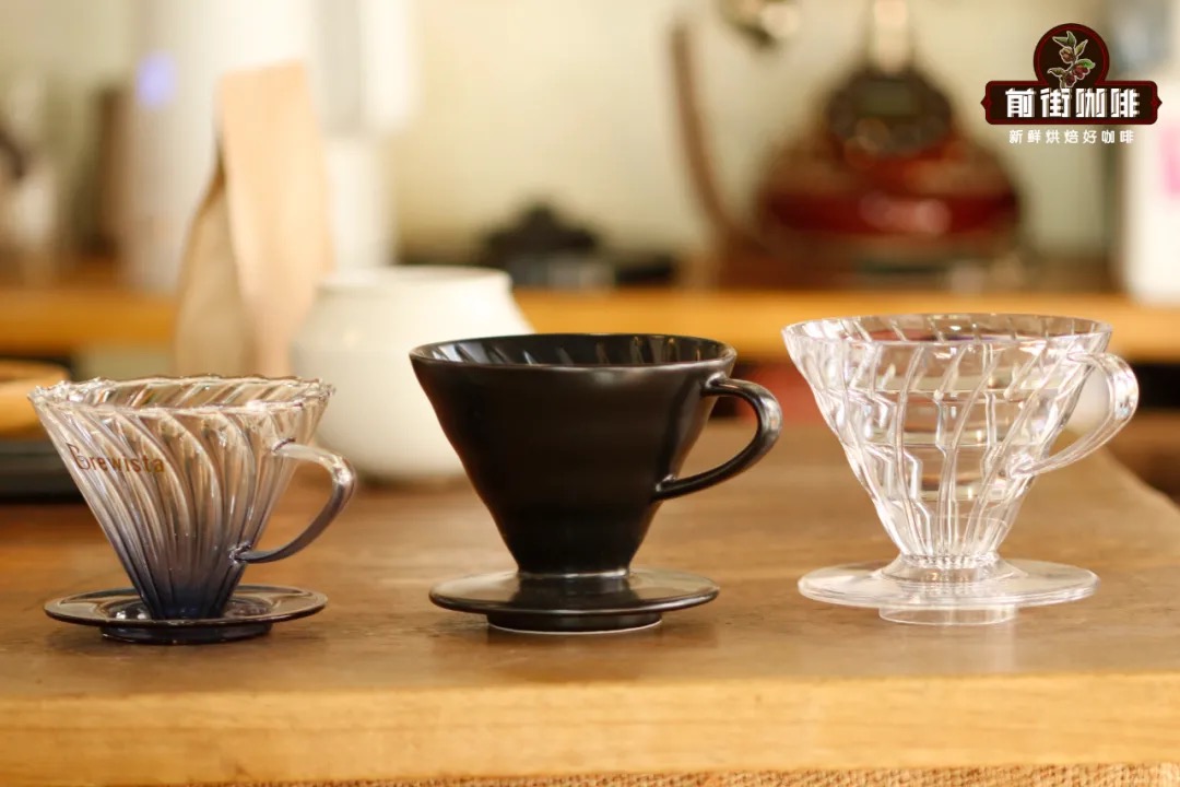V60濾杯材質挑選指南：樹脂、玻璃、陶瓷手感與風味大不同
