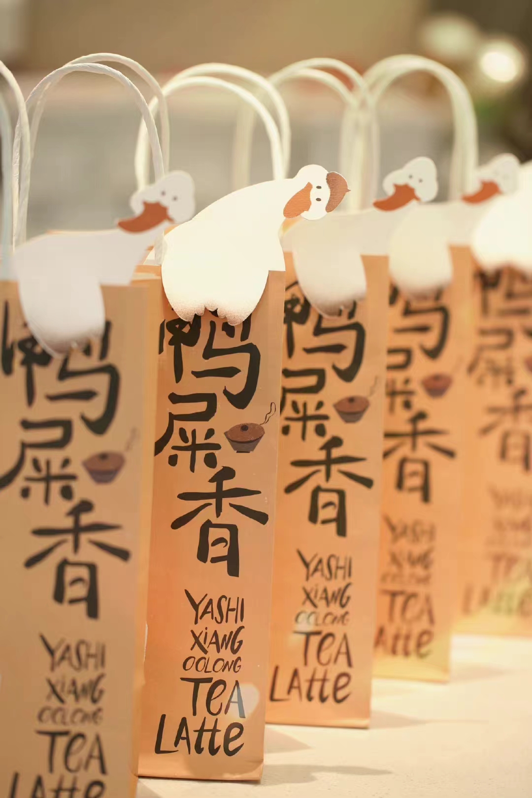 鴨屎香奶茶爆紅背後:小眾茶底商標爭議與茶飲創新邊界