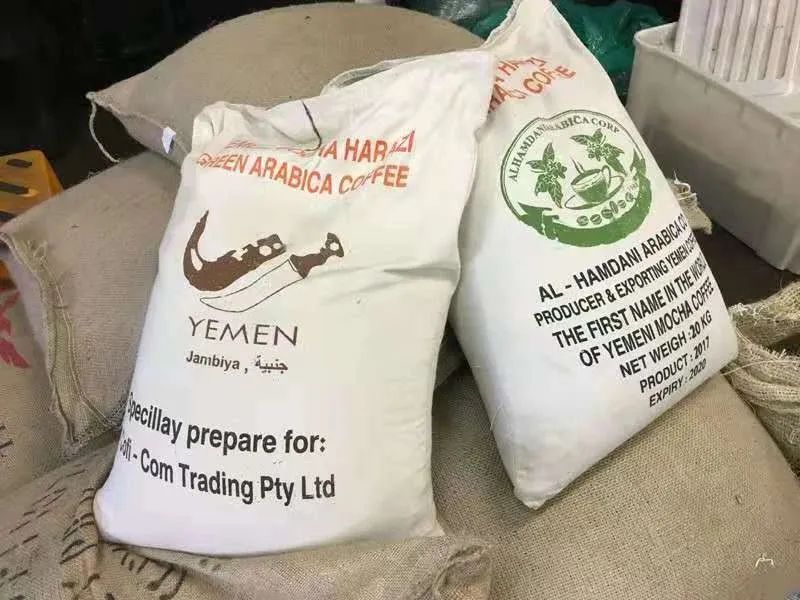 摩卡與拿鐵差在哪？從起源到配方，教你分辨兩大經典咖啡