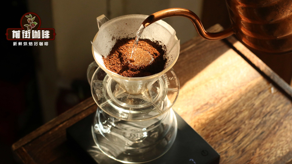 手衝咖啡時間掌控全攻略：從研磨到濾杯的關鍵參數解析